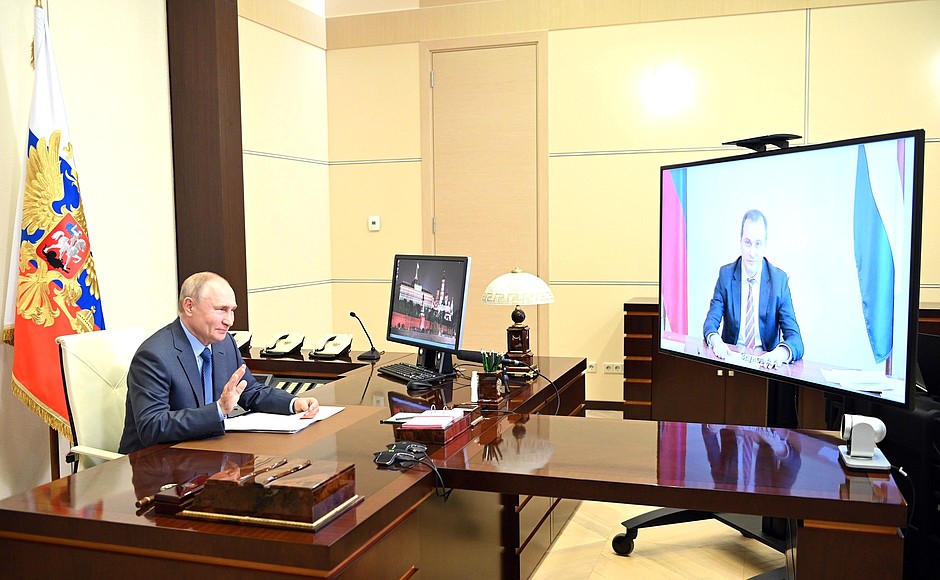 Путин похвалил главу Мордовии