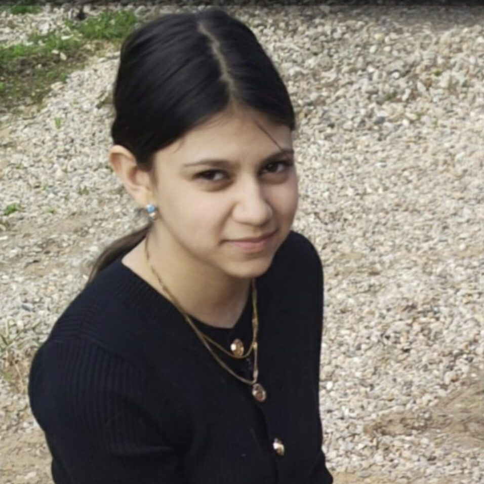 Полиция проводит проверку по факту исчезновения 14-летней смолянки