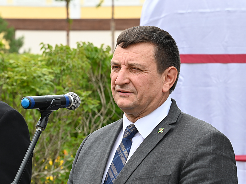 В Рославле появился камень с барельефом на месте Благовещенского собора